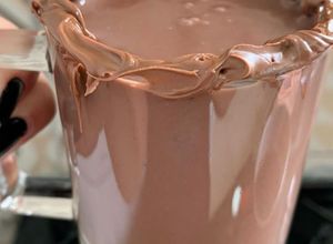 Foto de Chocolate Quente Cremoso Simples. ❤️❤️🤤😍