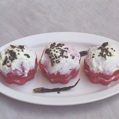 A picture of Sooji Dhokla with icing.