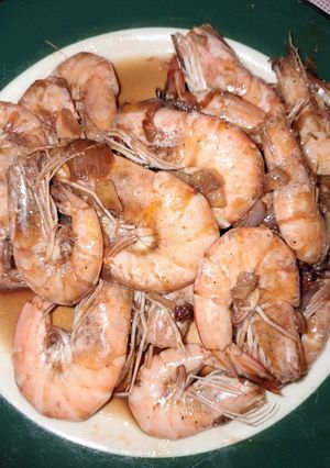 A picture of Shrimp Adobo.