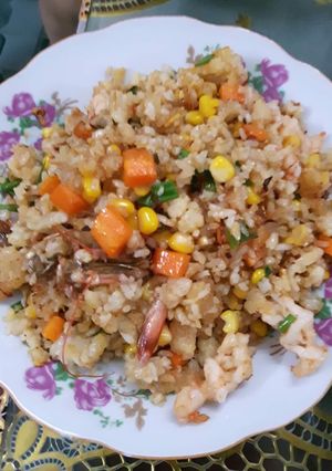 Hình của món Cơm rang hải sản.