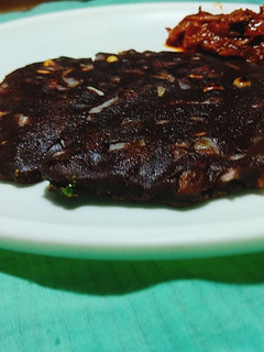 ராகி (கேழ்வரகு)அடை #breakfast செய்முறை முக்கிய புகைப்படம்