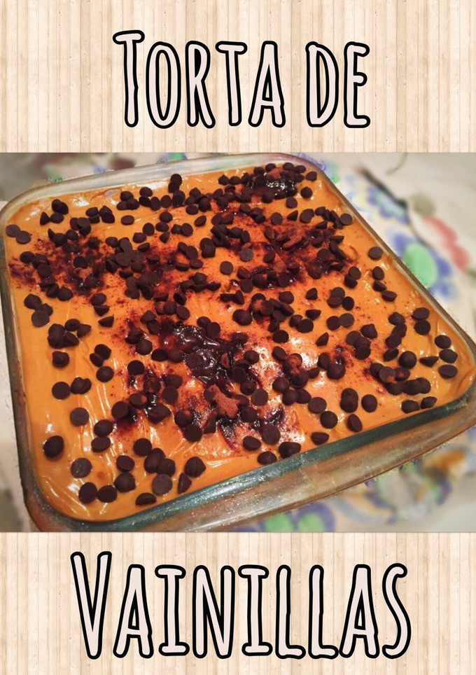Una foto de Torta de vainillas con dulce de leche y chips de chocolate