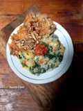 Bubur Menado ala Rumah dengan Daun Kelor