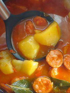 Una foto de Patatas a la riojana