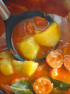Una foto de Patatas a la riojana