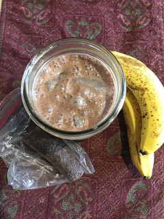 Una foto de Batido de Banana y Cacao (smoothie)