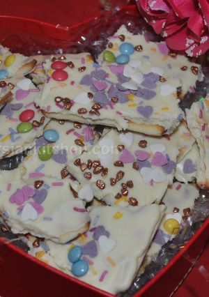 A picture of Saltine chocolate crackers.