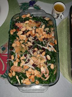 Una foto de Ensalada de espinacas y almendras