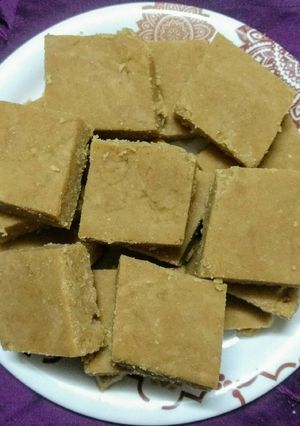 A picture of Gor papdi.