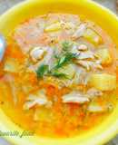 Лёгкий суп с курицей, красной чечевицей и вешенками