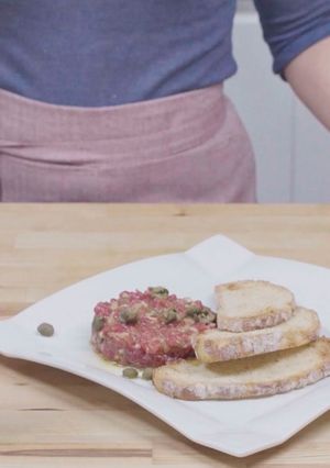 A picture of Steak Tartar.