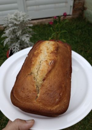 Una foto de Budín de banana con corazón de dulce de leche ✨