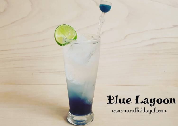 Bagaimana Membuat Blue Lagoon Mocktail Minuman Cafe, Bikin Ngiler