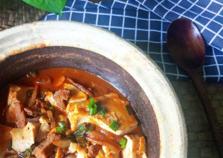 Langkah Mudah untuk Membuat Sup tauhu pedas ala korea (sundubu jjigae) yang Enak