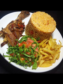 Jollof rice da kifi ainihin hoton girkin