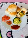 Bake vada pav