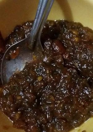 A picture of Mango mint chutney.