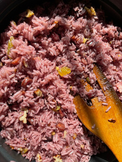 Una foto de Arroz con aceitunas