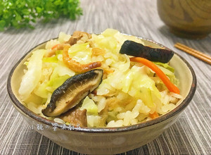 香菇高麗菜飯 【電鍋版】 的食譜成品照片