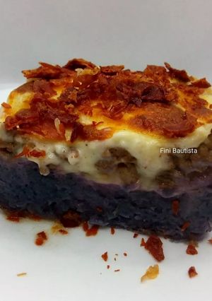 Una foto de Pastel de coliflor morada y ternera picada