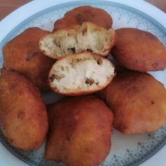 A picture of Mangalore buns.