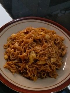 Foto resep Mie goreng dengan bumbu nasi goreng