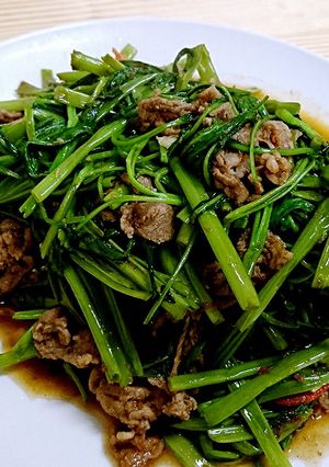 空心菜炒羊肉 的食譜成品照片