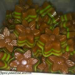 รูปของ Kue lapis pandan mocca