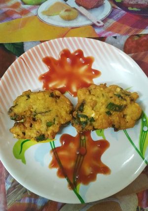 A picture of Chana dal vada.