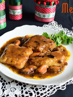 Una foto de Merluza con salsa de ajonegro
