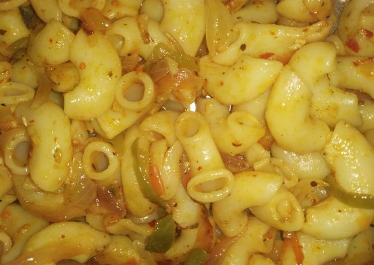 Masala veg macroni