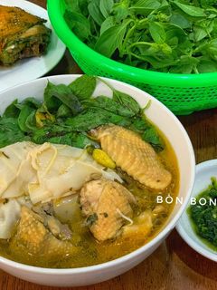 Hình của món Gà Nấu Lá É.