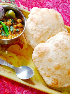 छोले मसाले (chole masale recipe in Hindi) रेसिपी मुख्य फोटो