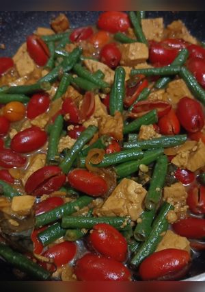 Foto resep Oseng Kulit Melinjo Tempe Tahu Kacang Panjang Sederhana