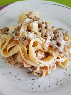 Una foto de Tagiliatella a la carbonara