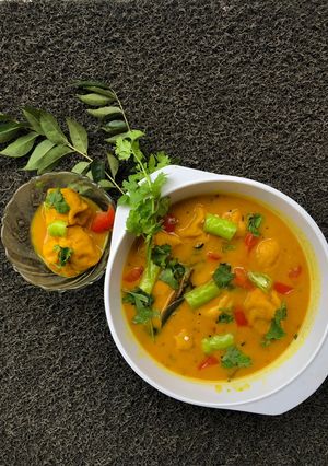 દાળ કચોરી(dal kachori recipe in gujarati) રેસીપી મુખ્ય ફોટો