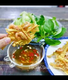 bánh tôm chiên khoai lang