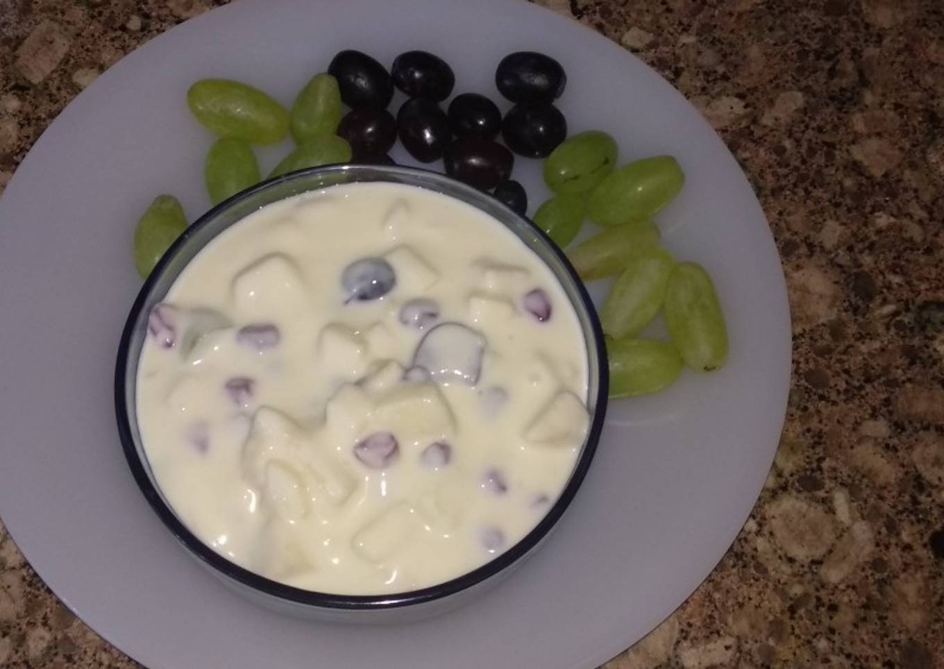 Creamy fruit shrikhad