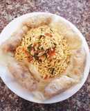 Mì trộn + hoành thánh