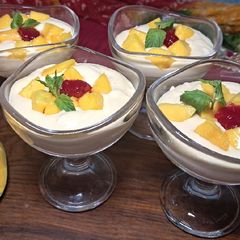 Mango mousse (blender) A picture of Mango mousse (blender).