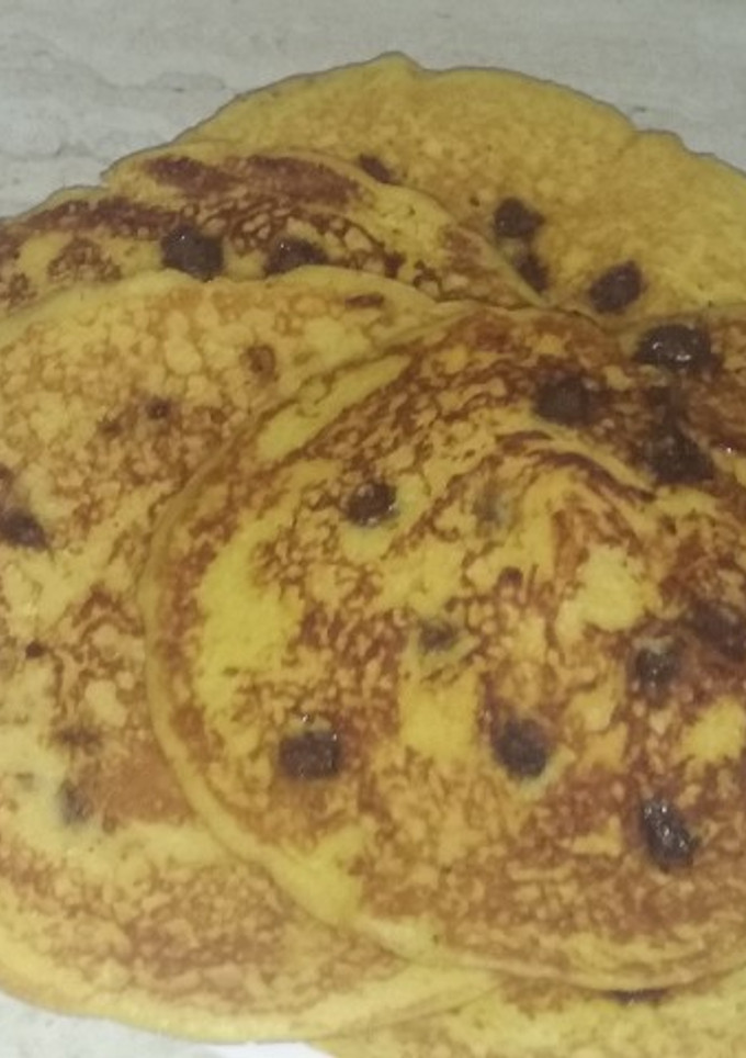 صورة لوصفة بان كيك بقرع أحمر وشوكولاطة