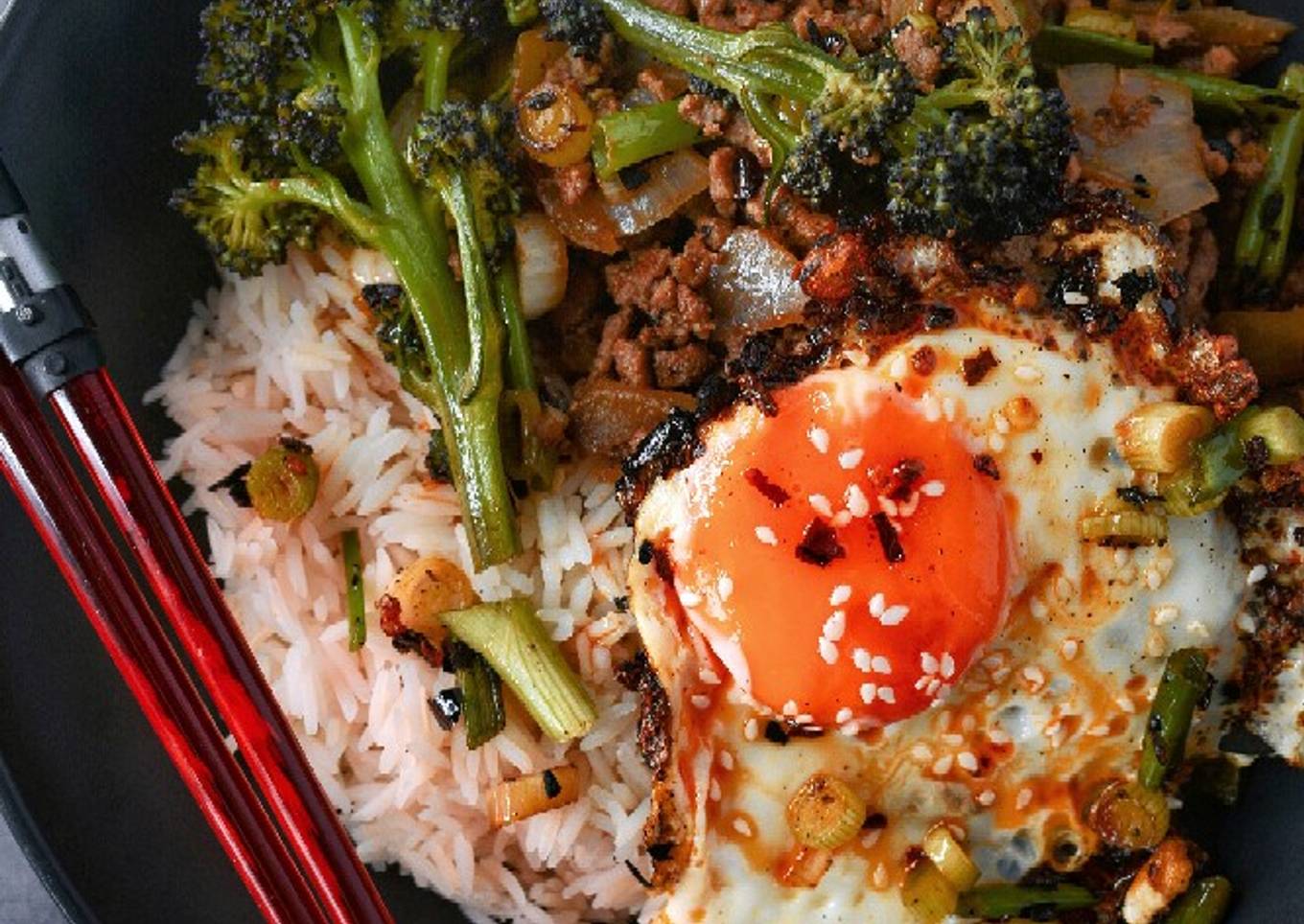 Soy & Ginger Beef Rice Bowl With Chilli Egg