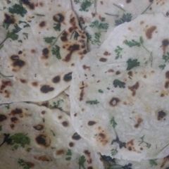 A picture of Tawa Butter naan.