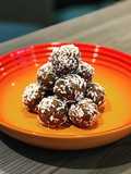Raw Chocolate and Coconut Protein Balls