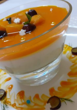 A picture of Mango pudding.