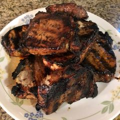 A picture of Favorite Grilled pork chops.
