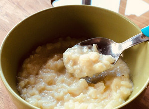 Una foto de Arroz con leche, me quiero casar 😋💍