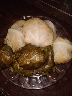عکسی از دستور دلمه برگ مو بقچه ای و دلمه کلم