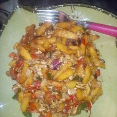 A picture of Fried chips in egg.