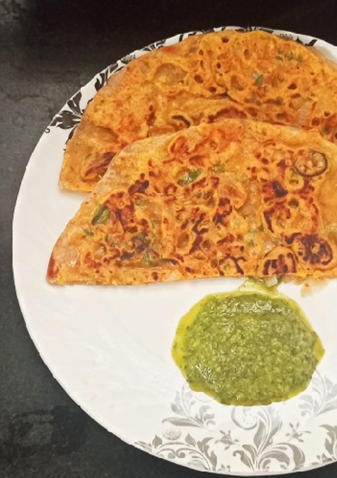 રોટી ઓમલેટ (Roti Omelette Recipe In Gujarati) રેસીપી મુખ્ય ફોટો